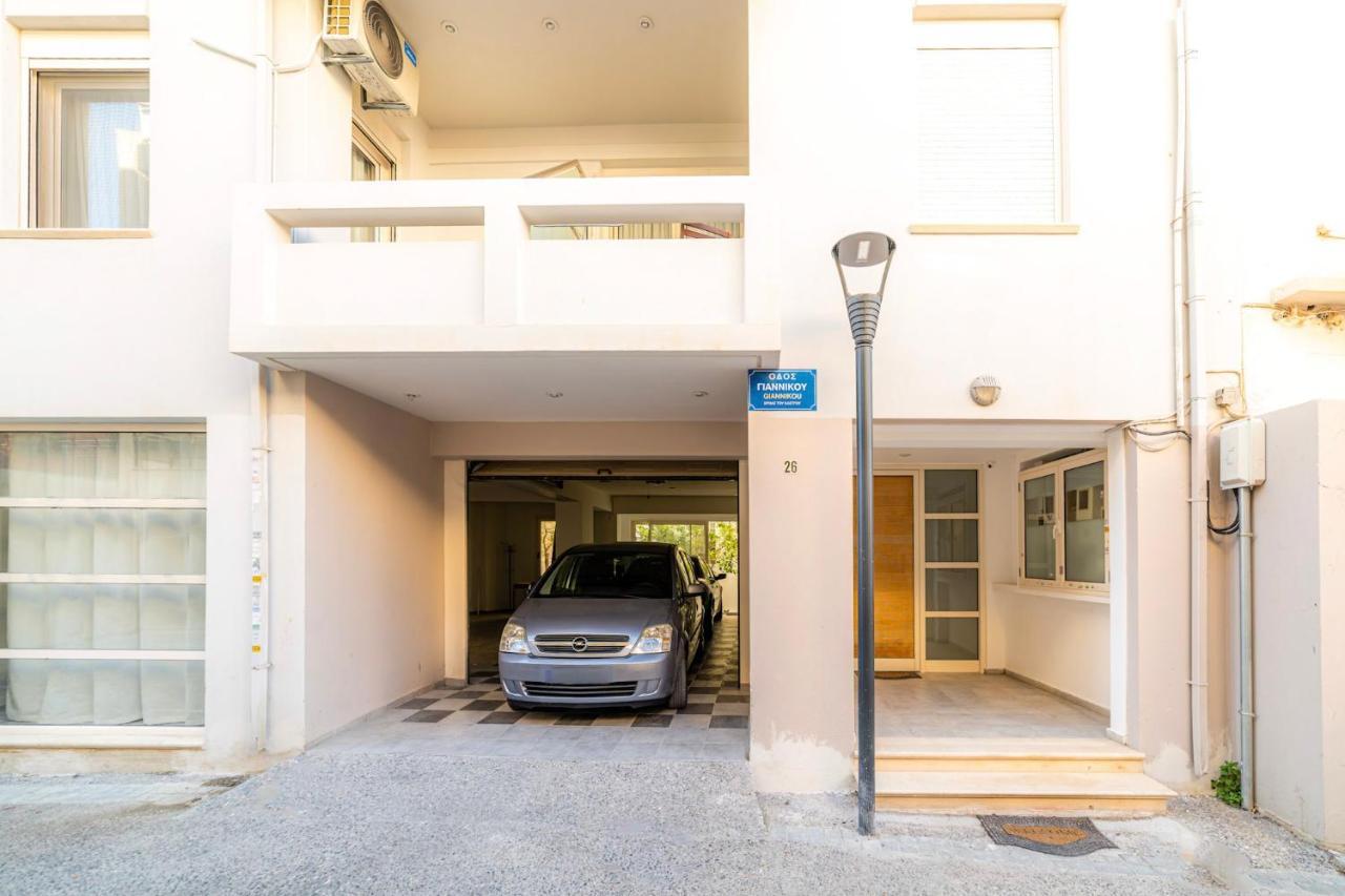 Luxury Town Center Suite Apt A2 Heraklion  Exterior photo